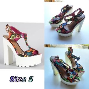 🛍Ladies Sz 5 Bamboo Multicolor Graffiti T-Strap Platform Chunky Heel Height 5¾"